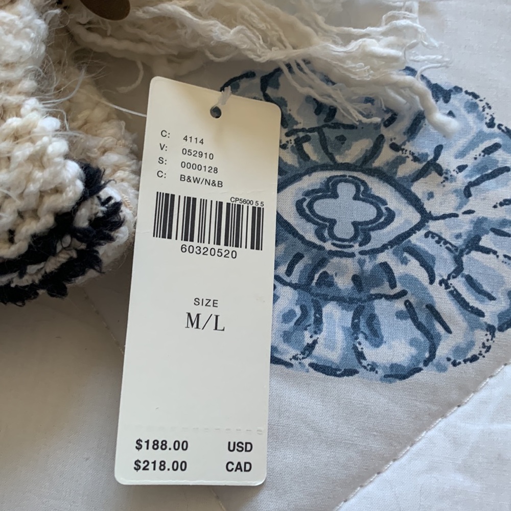 🌷ANTHROPOLOGIE EMBELLISHED SWEATER 🌷 - Picture 7 of 9